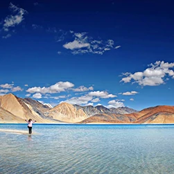 Ladakh package tour with Turtuk and Siachen