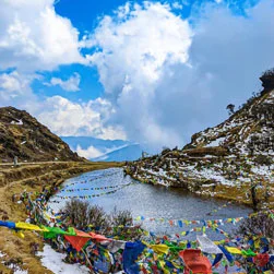 Sandakphu Phalut Land Rover Tour from Delhi